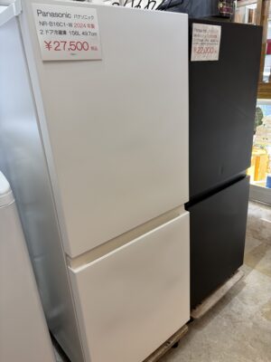 Panasonic NR-B16C1-W 2ドア冷蔵庫 2024年製【中古】の実物写真